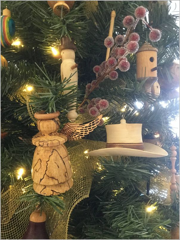 awa tree 2017 ornament 48